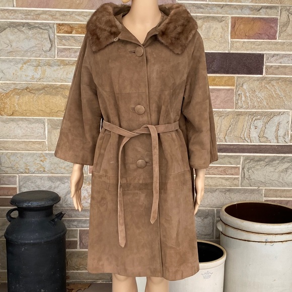 Vintage Suede Belted Coat with Rabbit Fur Collar - Picture 4 of 11